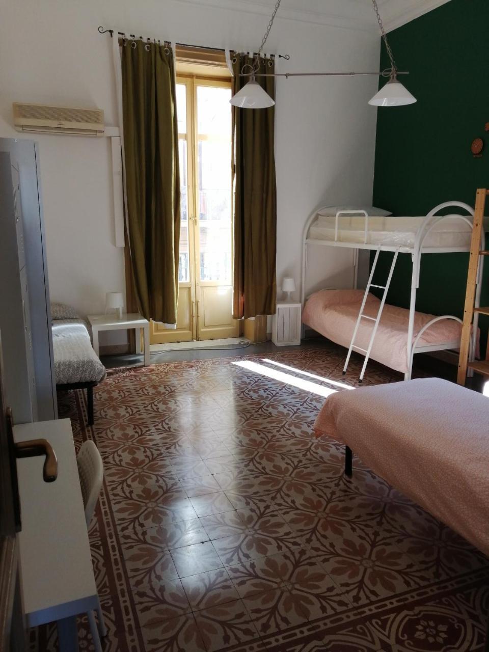 Jonathan Hostel & Guesthouse Palermo Zewnętrze zdjęcie