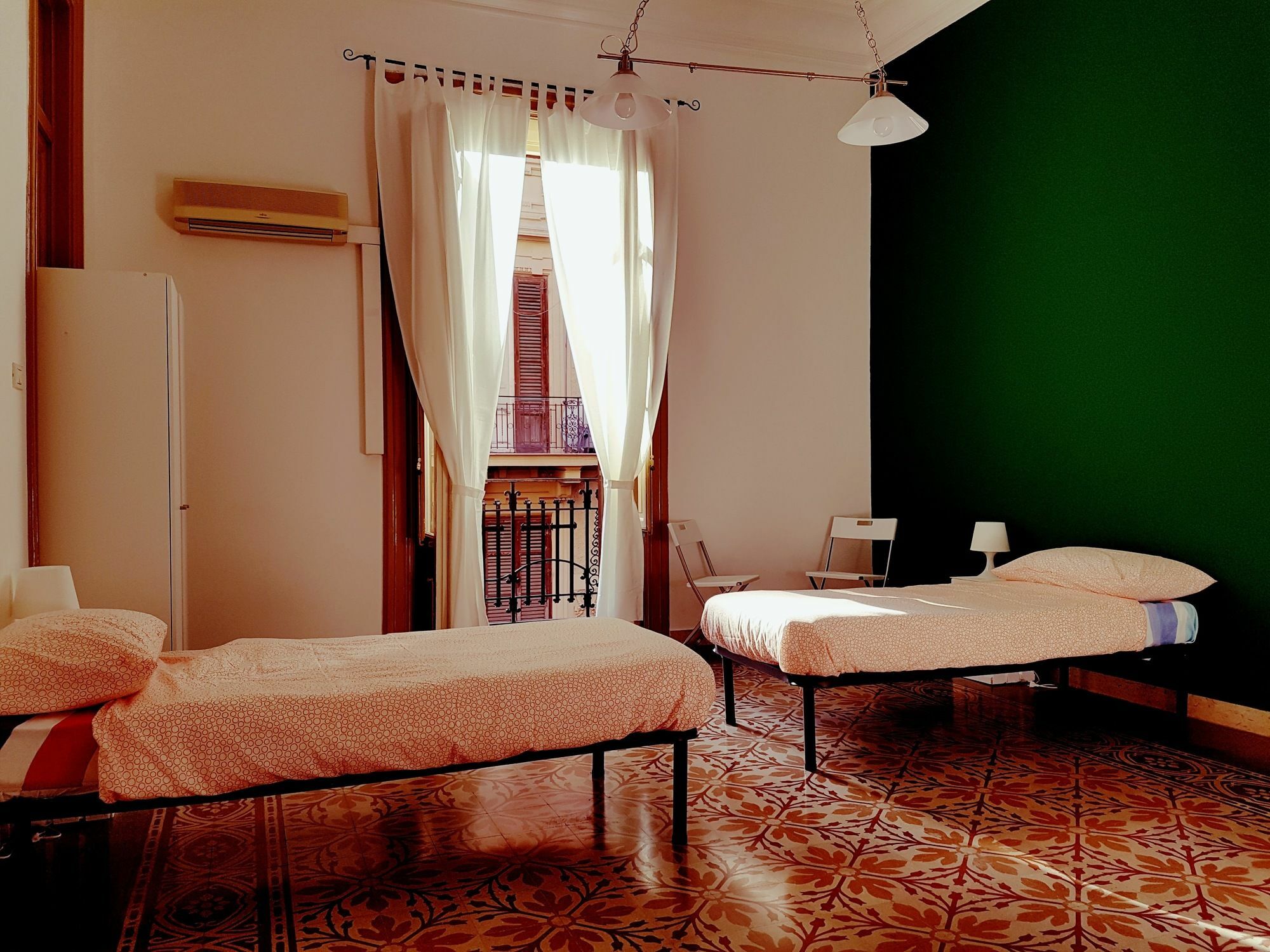 Jonathan Hostel & Guesthouse Palermo Zewnętrze zdjęcie